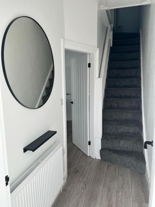 Beautiful Anfield Family Home Liverpool Extérieur photo